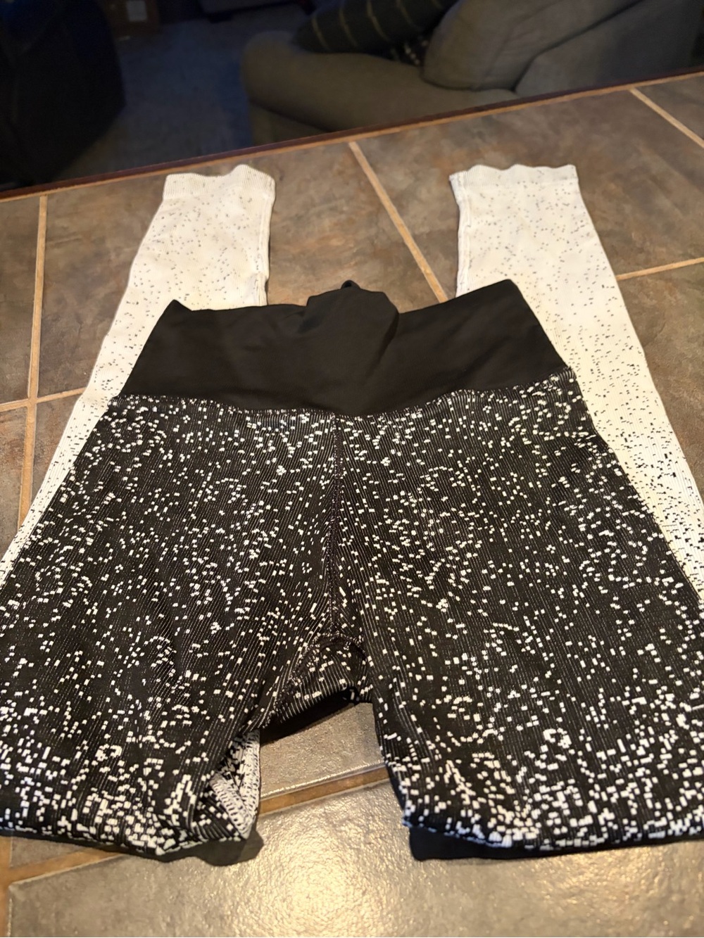 Athleta Black & White Speckled High-Waist Leggings